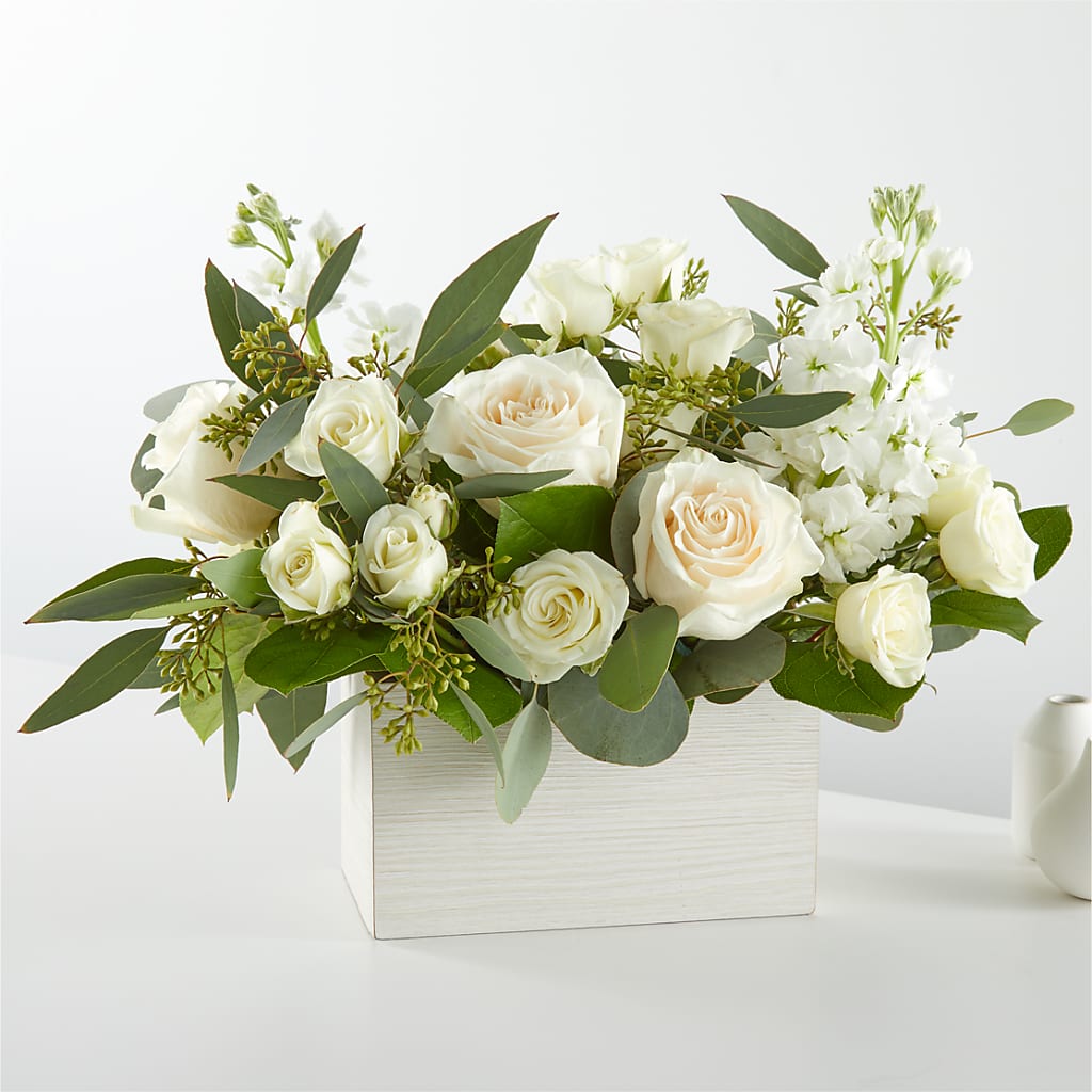 Fresh Linen Box Bouquet – King Soopers, Denver CO