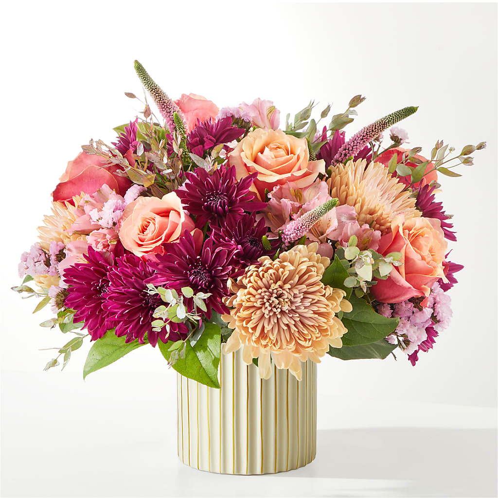 Berry Cobbler Bouquet with Ivory Vase – King Soopers, Denver CO