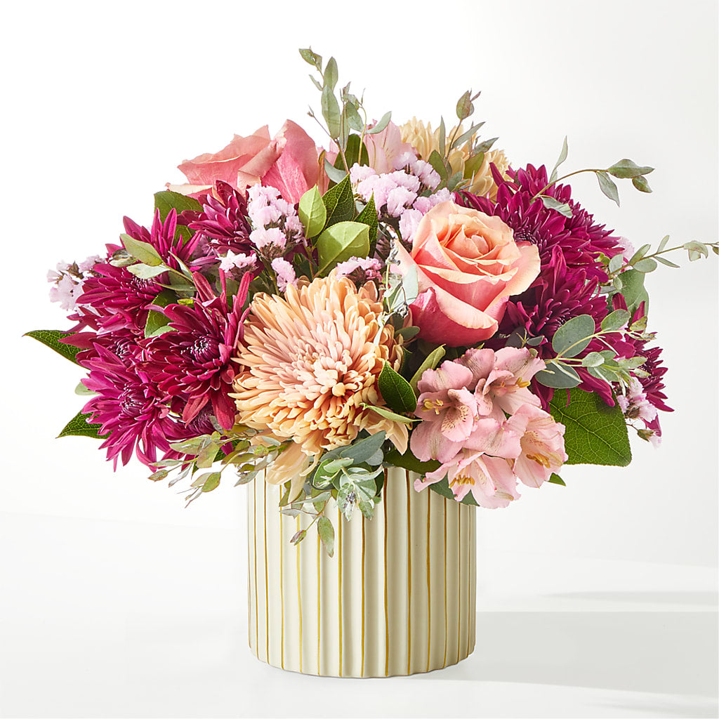 Berry Cobbler Bouquet with Ivory Vase –  King Soopers, Denver CO